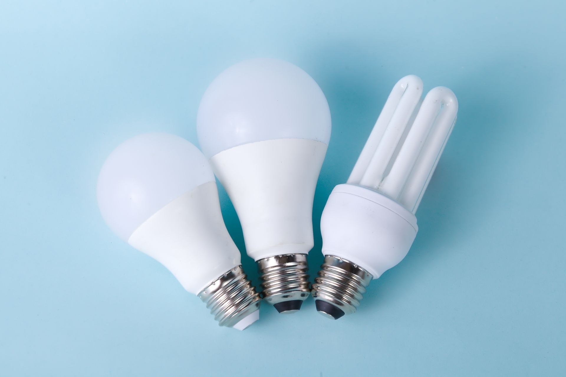 Bulk energy saving bulbs packed for international shipment